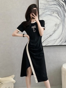 RM17975#黑色休闲连衣裙女夏新款收腰显瘦气质法式长款不规则开叉t恤裙子