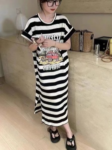 TR43057# 装韩版条纹针织连衣裙卡通开叉长裙 服装批发女装批发服饰货源