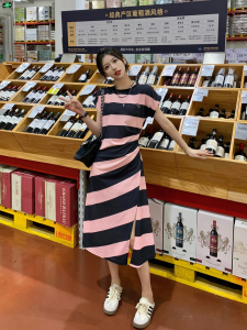 RM18250#大码女装高级感定制款轻奢气质复古港风收褶设计显瘦连衣裙