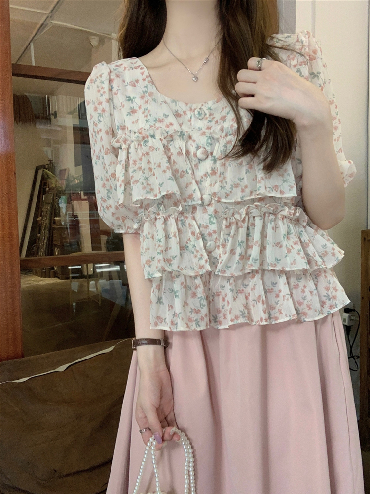 Real shot!  Korean style small fresh floral top short-sleeved chiffon shirt + pink skirt A-line skirt two-piece set