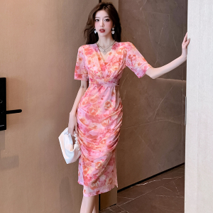 RM21972#夏季新款V领修身包臀花朵名媛风时尚气质中长款连衣裙