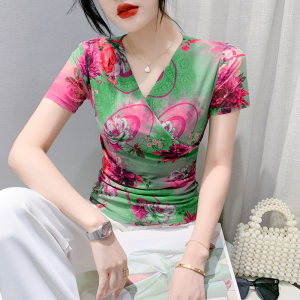 RM22386#夏季皱褶交叉V领时尚短袖网纱印花时尚修身显瘦打底衫潮