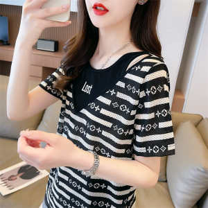 RM19666#夏装韩版宽松假两件条纹刺绣大码短袖T恤女