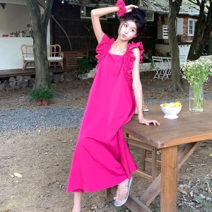 TR44612# 玫红色新款法式方领显瘦木耳边连衣裙