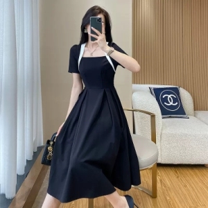 TR43278# 法式轻奢小众黑色晚礼服连衣裙夏季新款高级感宴会显瘦小黑裙 服装批发女装批发服饰货源
