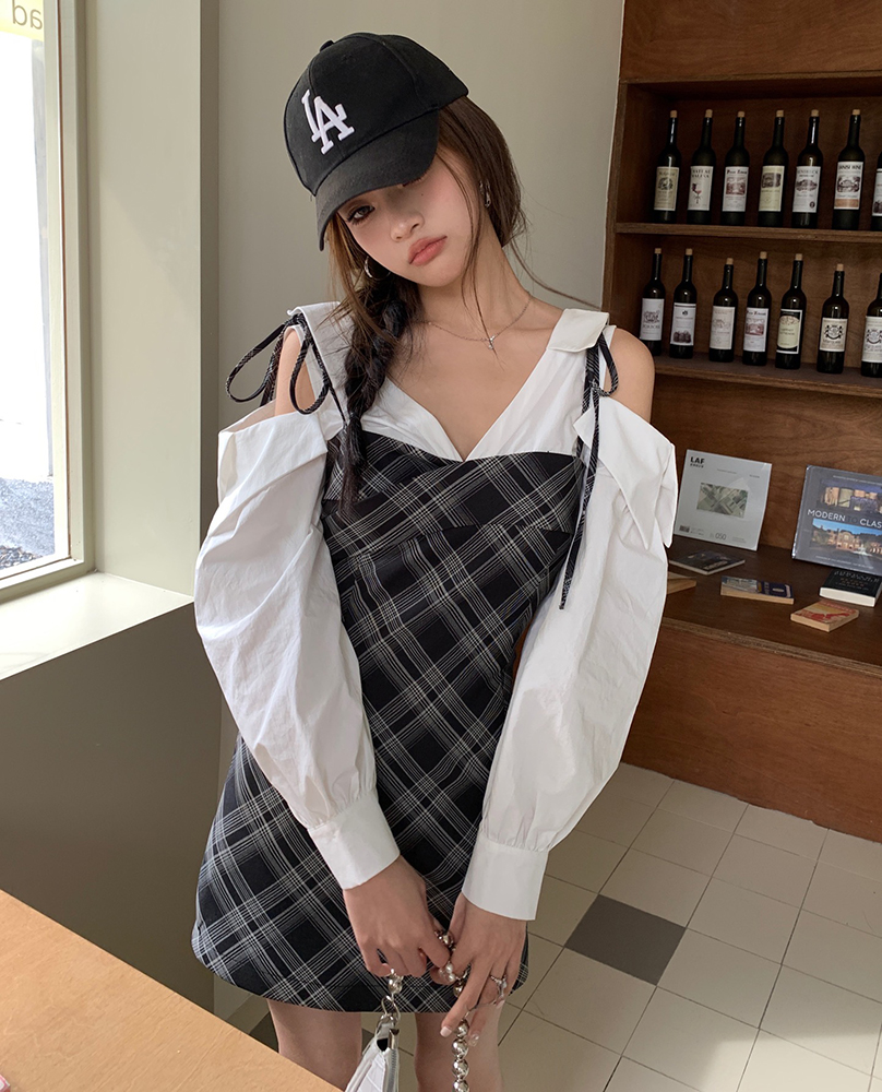 From 99 to 2023 summer and autumn new fake two-piece plaid dress female waist hot girl bag hip skirt short skirt