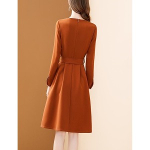 RM20624#新款橘色复古长袖连衣裙时尚方领a字裙收腰显瘦中长裙子