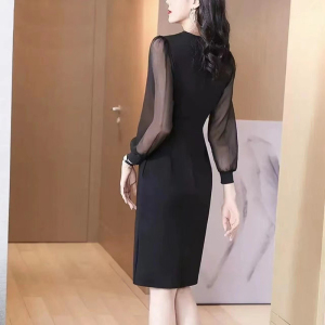RM21581#赫本风法式连衣裙包臀2023新款女修身高端气质洋气黑色短袖裙子