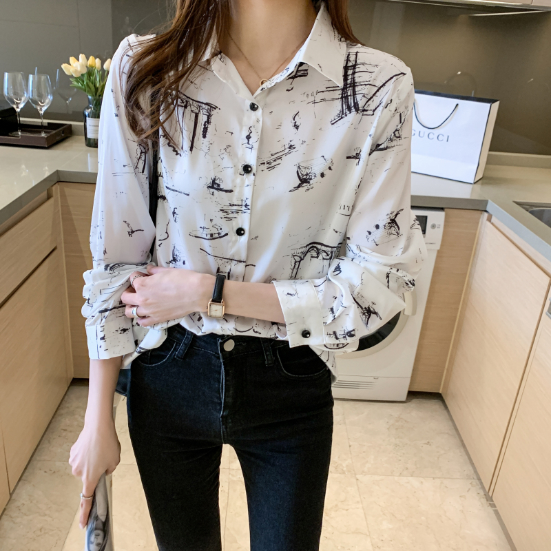 實拍 2025秋季新款休閑涂鴉印花長袖高級緞面雪紡襯衫女上衣