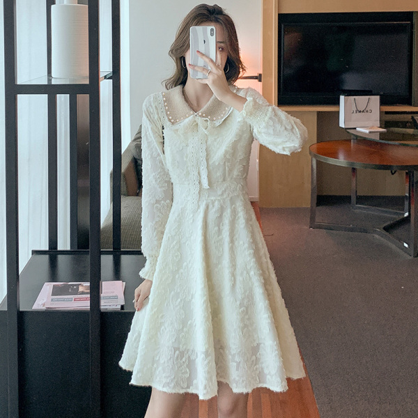 RM21103#新款减龄娃娃领蕾丝羊绒拼接订珠连衣裙加绒打底裙
