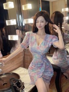Mesh Elastic Large Size Colorful and Colorful Irregular Folding Shows Thin Fragmented Flower Dress for Women