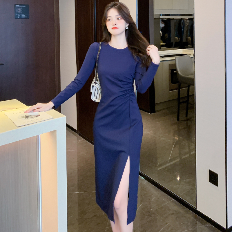 實拍藏青色連衣裙2025秋裝新款收腰顯瘦氣質女神范長袖開叉裙