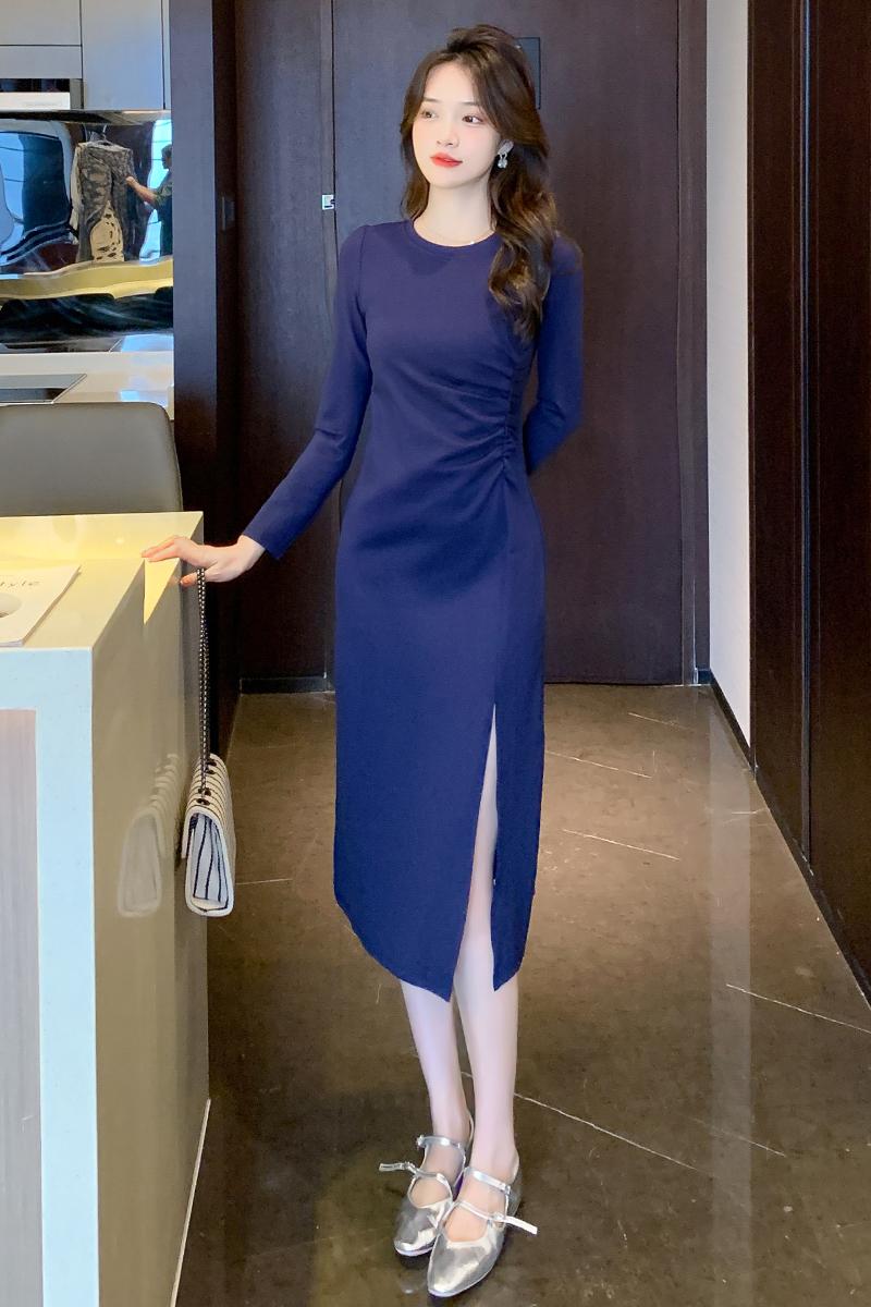 實拍藏青色連衣裙2025秋裝新款收腰顯瘦氣質女神范長袖開叉裙