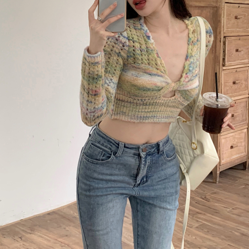 V-neck twisted hollow hollow pure desire short knitted sweater women's top long-sleeved sweet hot girl sexy high waist slim shirt