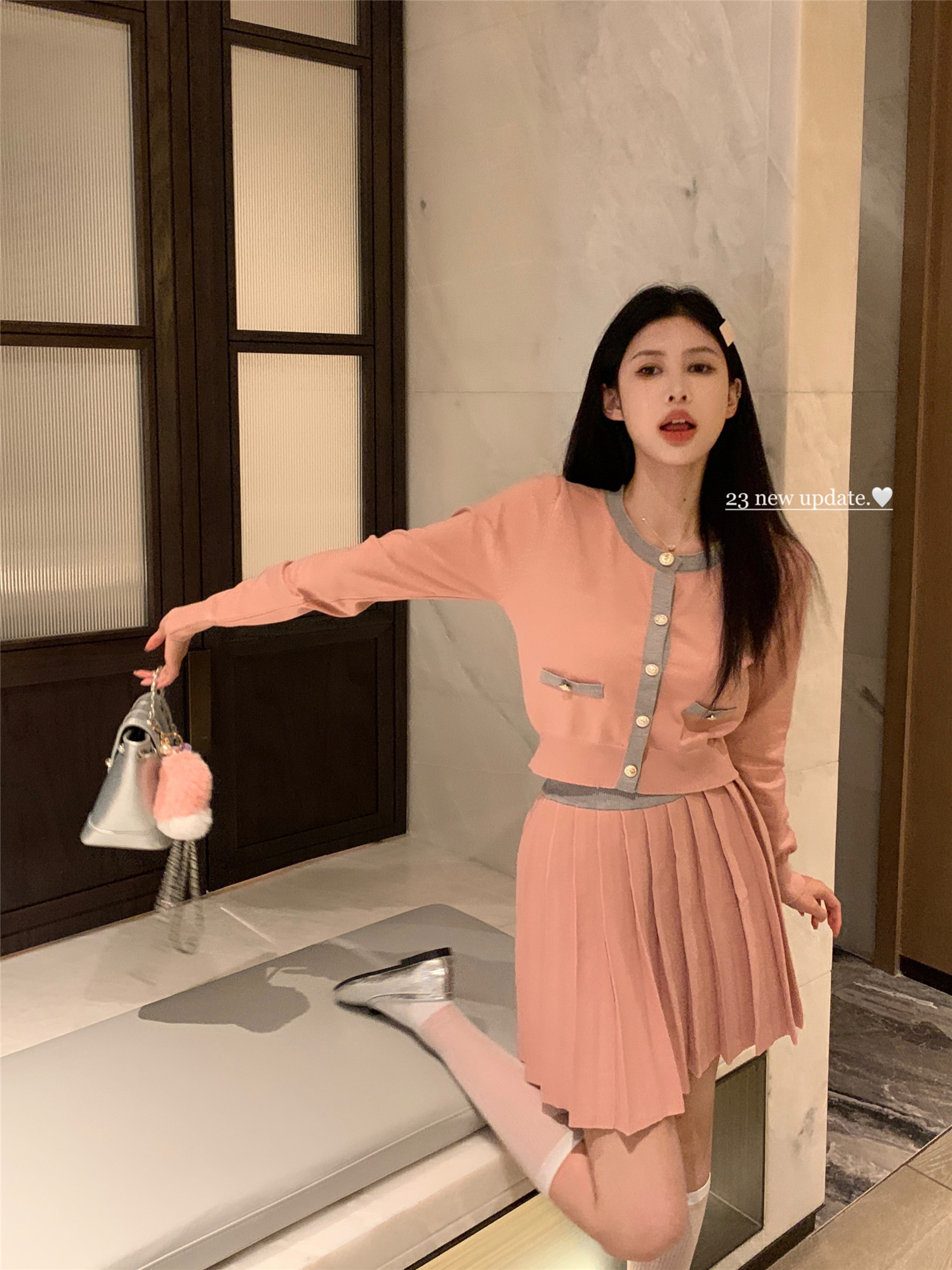 ~miu series daughter Korean exquisite suit women's early autumn knitted cardigan pleated skirt two-piece set