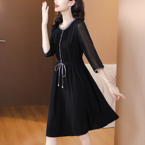 RM21801#法式减龄黑色连衣裙女2023年秋季新款遮肚显瘦垂坠感七分袖
