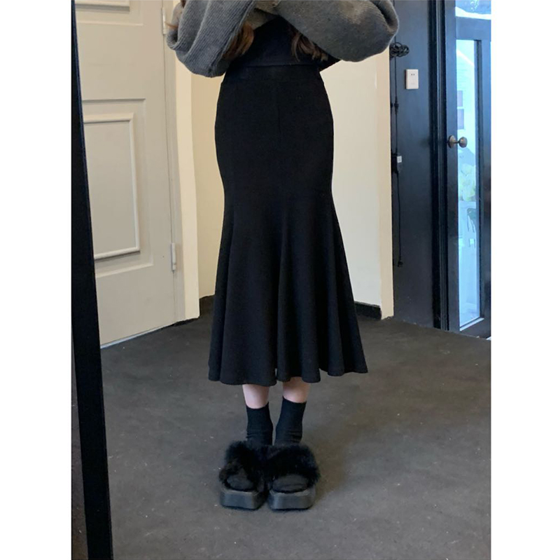 Matsumoto's mourning 2023 new skirt fishtail skirt goddess high-level sense of thin slimming hip skirt