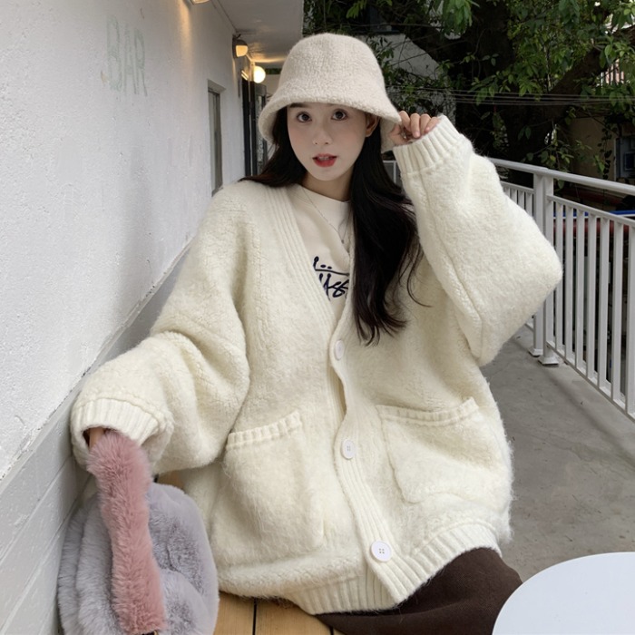 Korean style V-neck cardigan sweater women's  autumn and winter new small fashion knitted loose lazy wind coat
