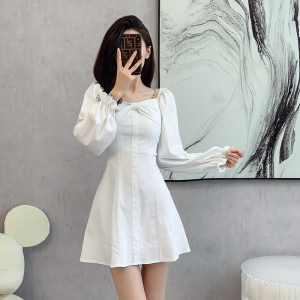 TR48381# 秋季新款性感一字肩短袖吊带连衣裙女高腰显瘦蝴蝶结裙 服装批发女装批发服饰货源