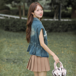TR48634# 牛仔外套女秋新品韩版宽松bf时尚百搭怀旧钉珠收腰上衣 服装批发女装批发服饰货源