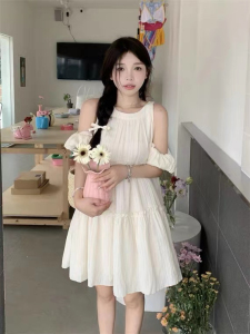 RM21884#露肩短袖连衣裙女夏季2023新款甜美设计感小心机显瘦蓬蓬A字裙子