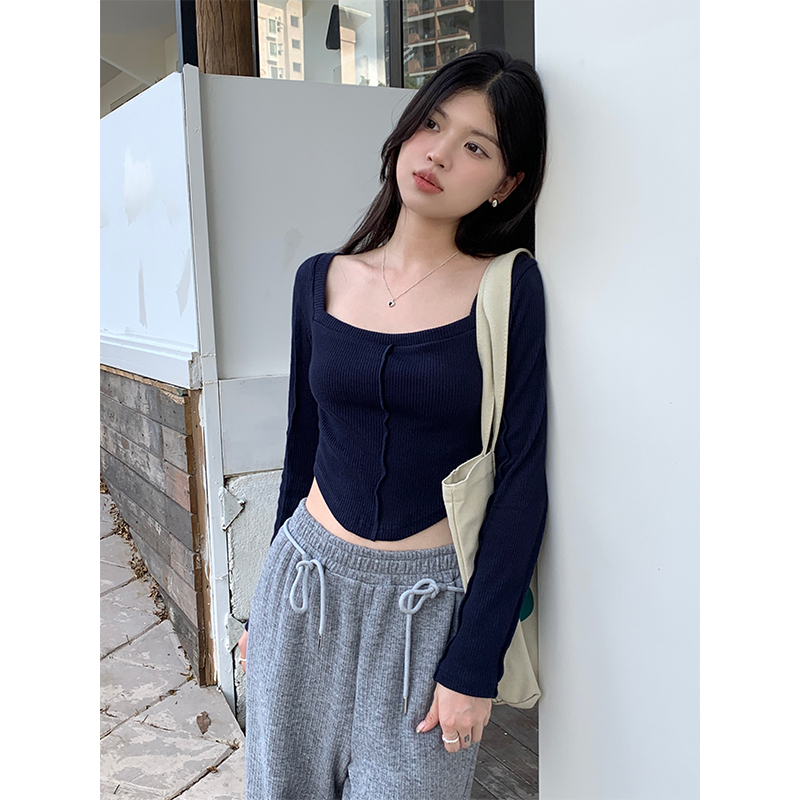 Real shot of early spring hot girl square collar slimming short solid color long-sleeved knitted T-shirt top 2024 new style