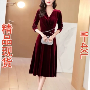 RM24040#丝绒连衣裙女长袖2023年新款法式复古敬酒礼服婆婆妈妈宴会装