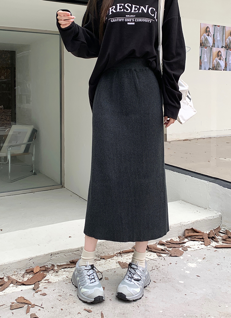 2023 autumn new high-waist thin knitted skirt women's loose straight A-line long skirt