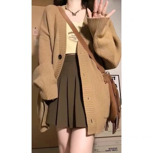 TR56954# 秋冬季奶系穿搭时尚搭配一整套港风软糯针织毛衣百褶裙两件套套装 服装批发女装批发服饰货源