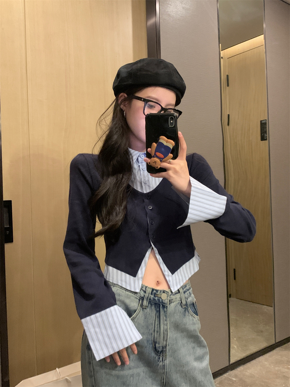 Actual shot of new design vest stitching shirt fake two-piece long-sleeved cardigan jacket for women