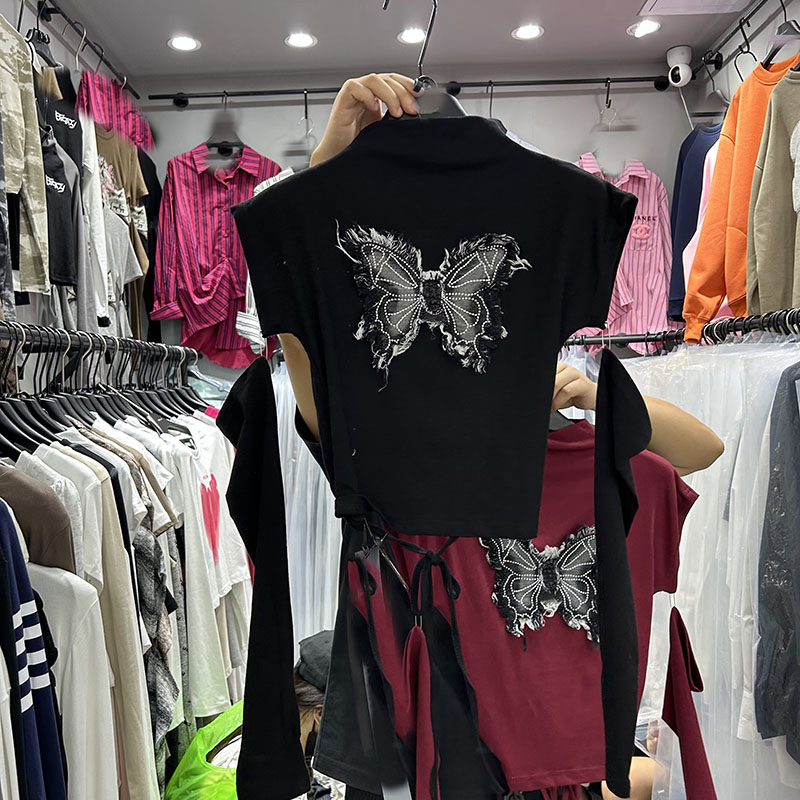 With sleeves - Korean style Pure Desire Slim Short Hot Girl T-shirt niche half turtleneck butterfly embroidered sweater top