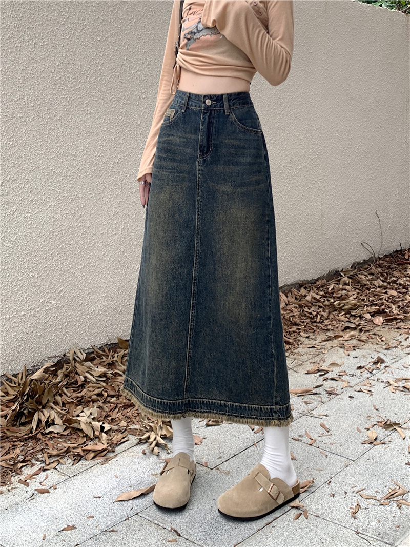 ~New retro slit half-length denim skirt with high waist and slim raw edge design A-line long skirt for women