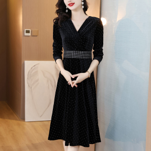 RM22800#高贵洋气V领金丝绒波点连衣裙女装年轻妈妈裙子气质时尚裙子
