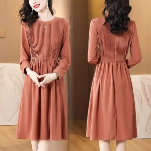 RM22970#秋季新款时尚风琴皱轻奢复古赫本风连衣裙显瘦显气质