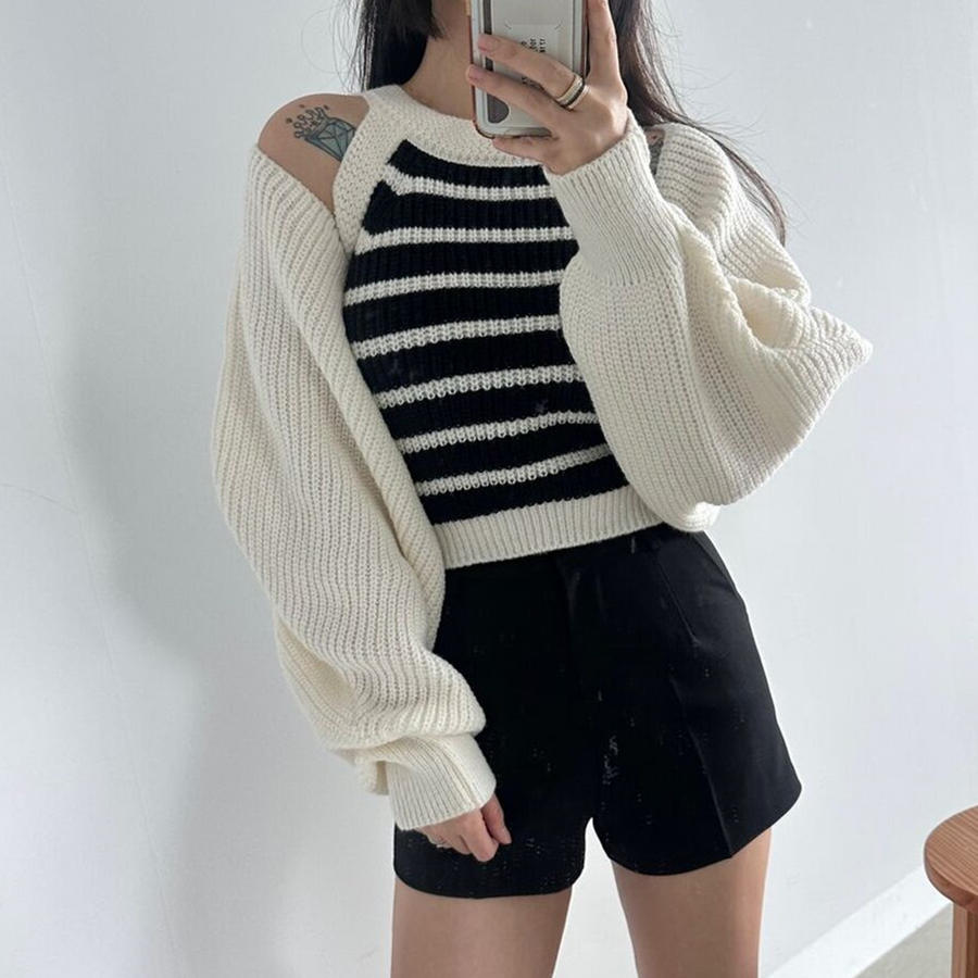 South Korea's Dongdaemun autumn and winter new striped sleeveless vest suspender + solid color knitted shawl two-piece suit 6702