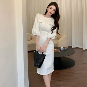 RM24502#高冷范女装气质长裙女秋法式复古小香风高级感名媛白色连衣裙子