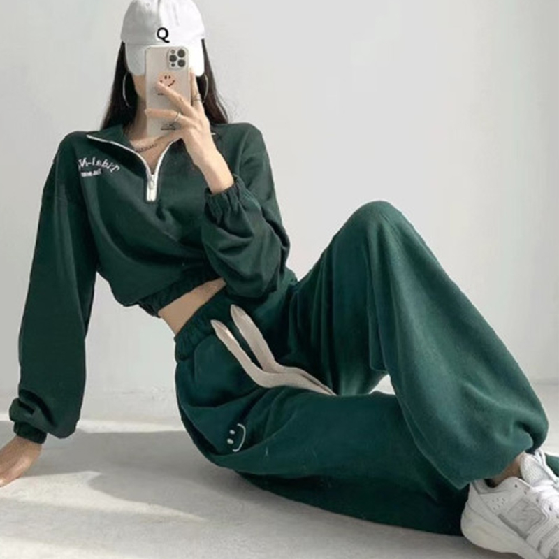 Thin sweatshirt and sweatpants suit for women in autumn and winter new style small tall polo shirt zipper collar two-piece set high-end