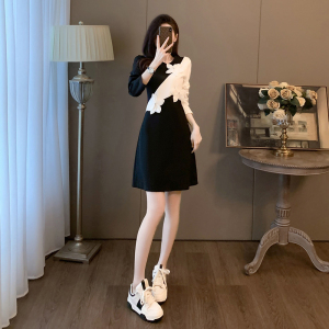 RM23438#小个子黑色长袖连衣裙女秋季高级感气质减龄显瘦撞色拼接毛衣裙子