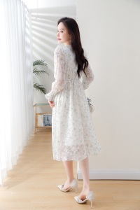 RM23206#法式复古长袖连衣裙女夏季设计感小众小个子度假风印花裙子