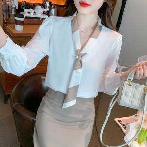 RM23353#新款韩版百搭V领领带设计感长袖缎面衬衫女上衣秋