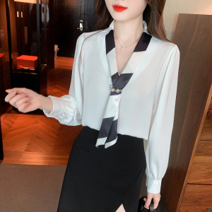 RM23353#新款韩版百搭V领领带设计感长袖缎面衬衫女上衣秋