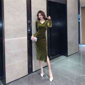 RM25052#女人味轻奢V领丝绒橄榄绿长袖显瘦包身时尚百搭连衣裙