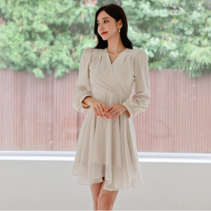 RM23419#新款韩版简约时尚气质甜美X型长袖V领雪纺纯色连衣裙