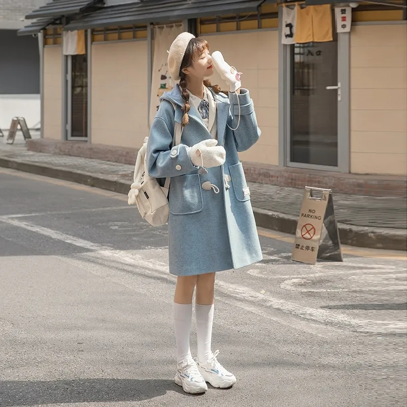 Autumn and winter new Korean version 2023 Japanese college style loose horn button mid-length woolen coat jacket hooded for women