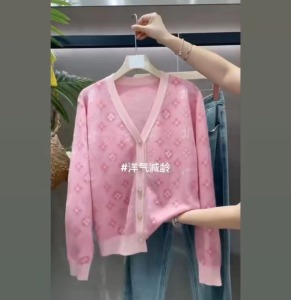 RM23750#针织衫女春秋季2023年新款时尚毛衣开衫宽松长袖V领气质粉色上衣