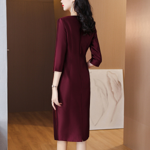 RM24072#高级感连衣裙女秋季新款法式高端别致时尚钉珠气质包臀裙子