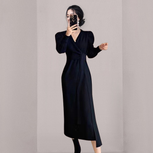 RM25016#韩版时尚新款气质V领泡泡袖系带收腰显瘦修身优雅针织连衣裙