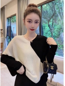 RM23986#女装宽松不规则长袖上衣设计感宽松撞色毛衣针织衫