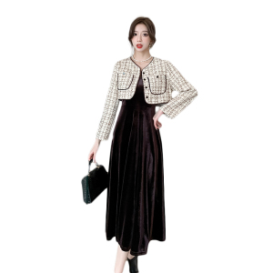 RM25166#新款时尚减龄小香风短款外套+长款吊带丝绒连衣裙