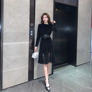 RM24973#名媛时尚半高领收腰蕾丝拼接鱼尾收腰打底连衣裙实价